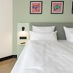 Hotel Select 4*