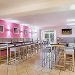 Garner מלון 4*
