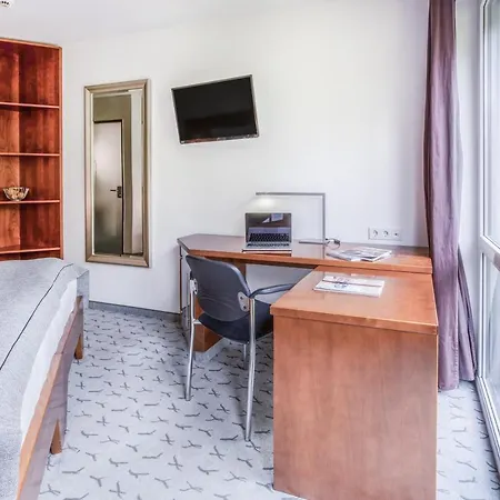 Garner Oberhausen Hotel 4*