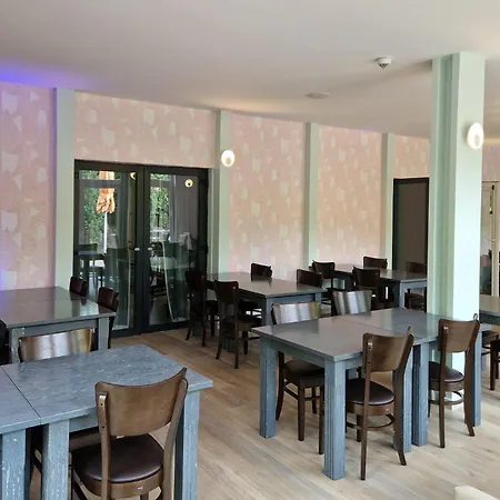 Garner 4* Oberhausen (North Rhine-Westphalia)