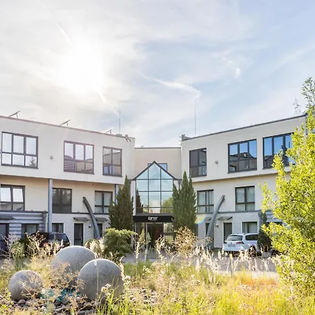 Отель Garner By Ihg 4*