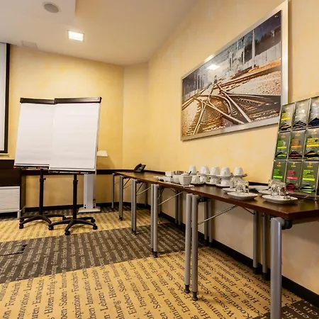 Garner By Ihg Отель Оберхаузен