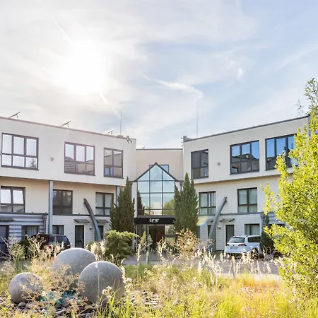 Отель Garner By Ihg 4*